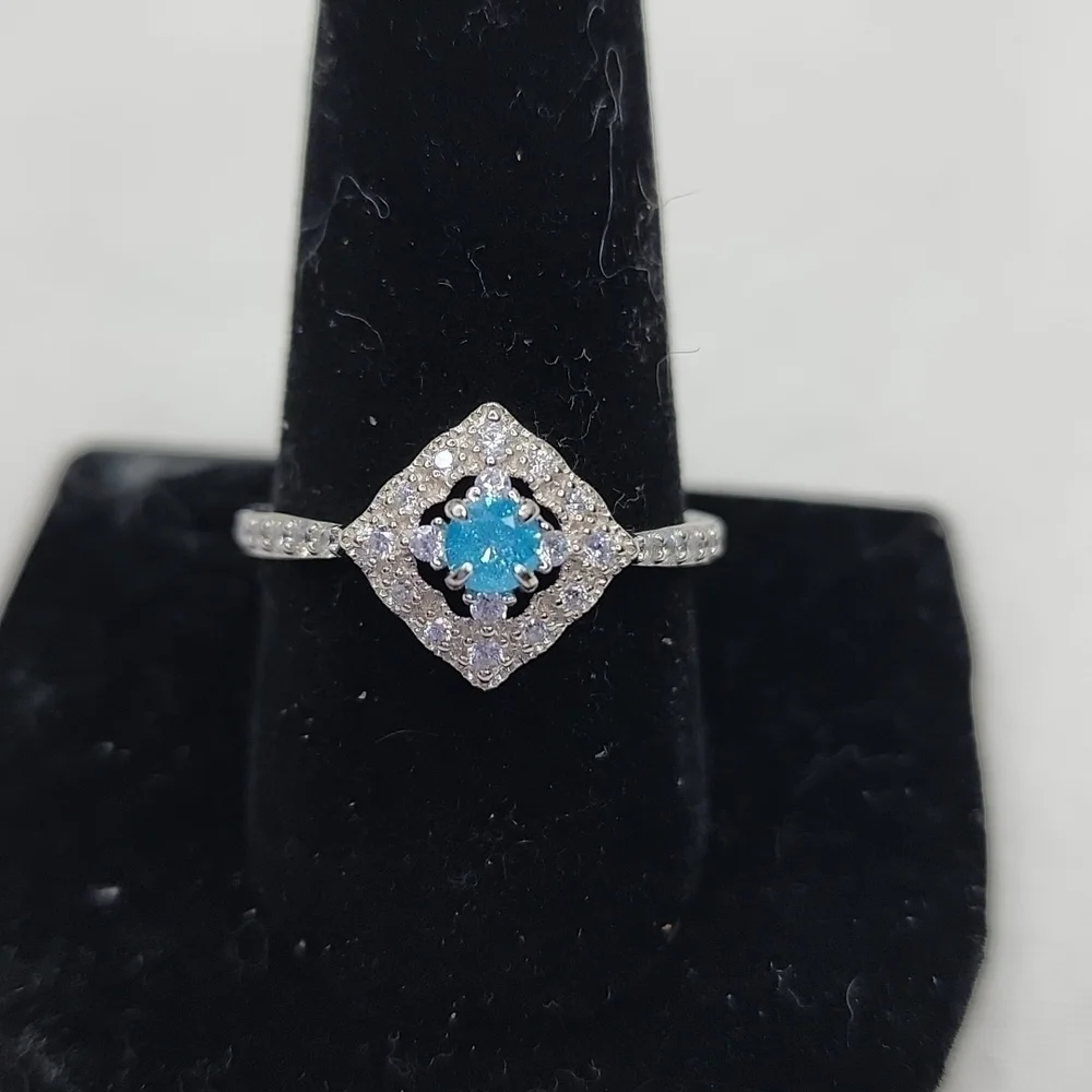 AQUAMARINE RING - Picture 2 of 9